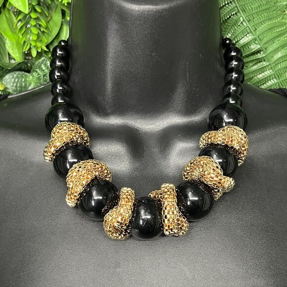 Necklace Women Fashion Gold Tone Graduated Bead Black Pearl‎ Statement 2129 - Picture 1 of 7